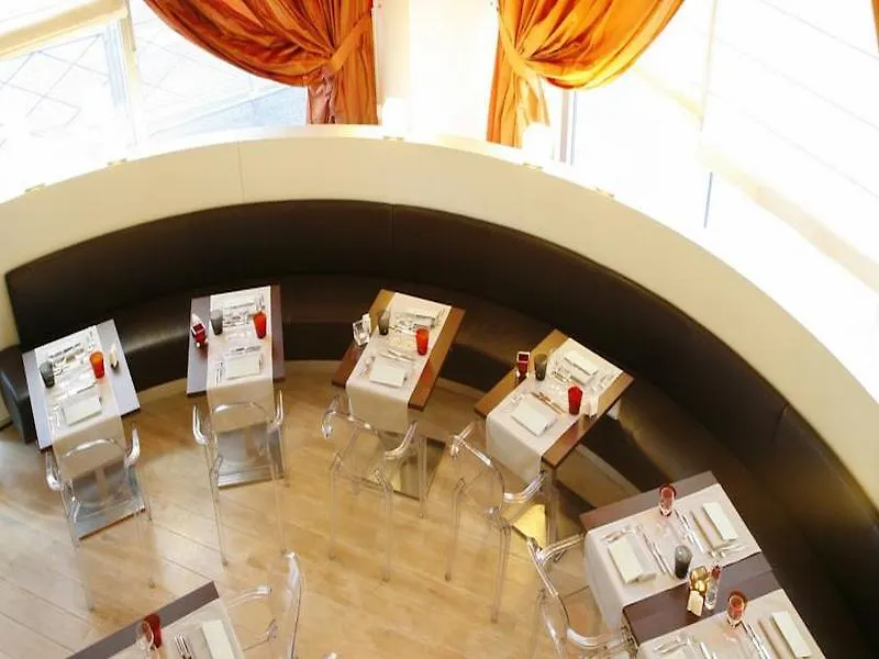 Hotel Hilton Lille 4*,  France